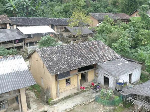 Homie House Thien Huong - Traditional Home Донгван Экстерьер фото