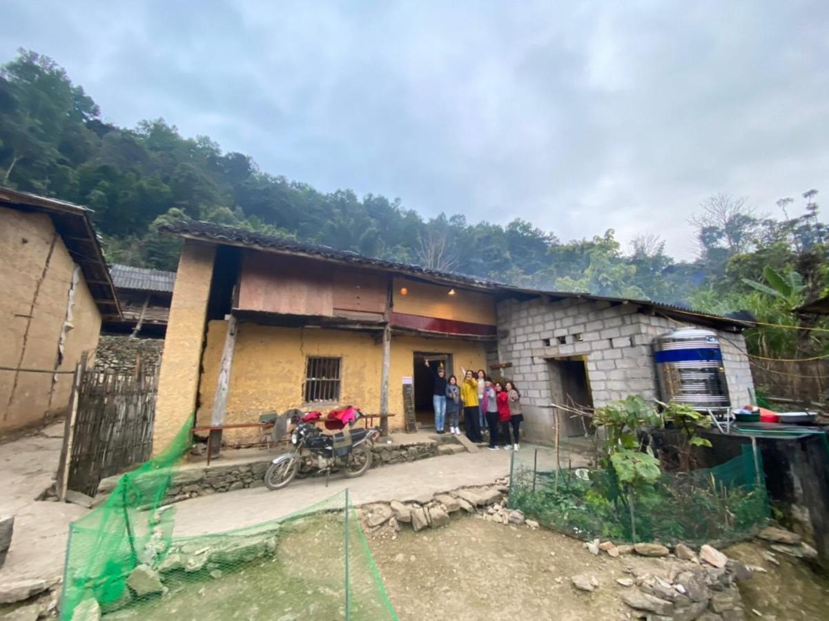 Homie House Thien Huong - Traditional Home Донгван Экстерьер фото